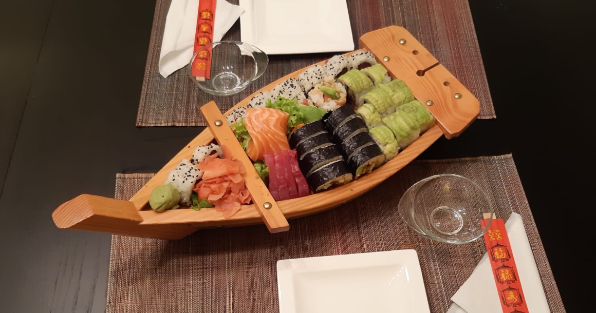 Take-away sushi? Neem de boot!